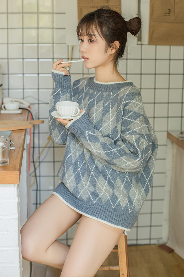 嫩妹子镜酱写真图好可爱