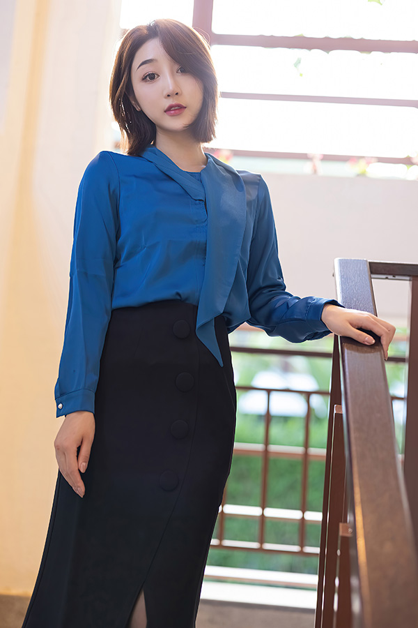 清纯美女九月生真是不错很养眼