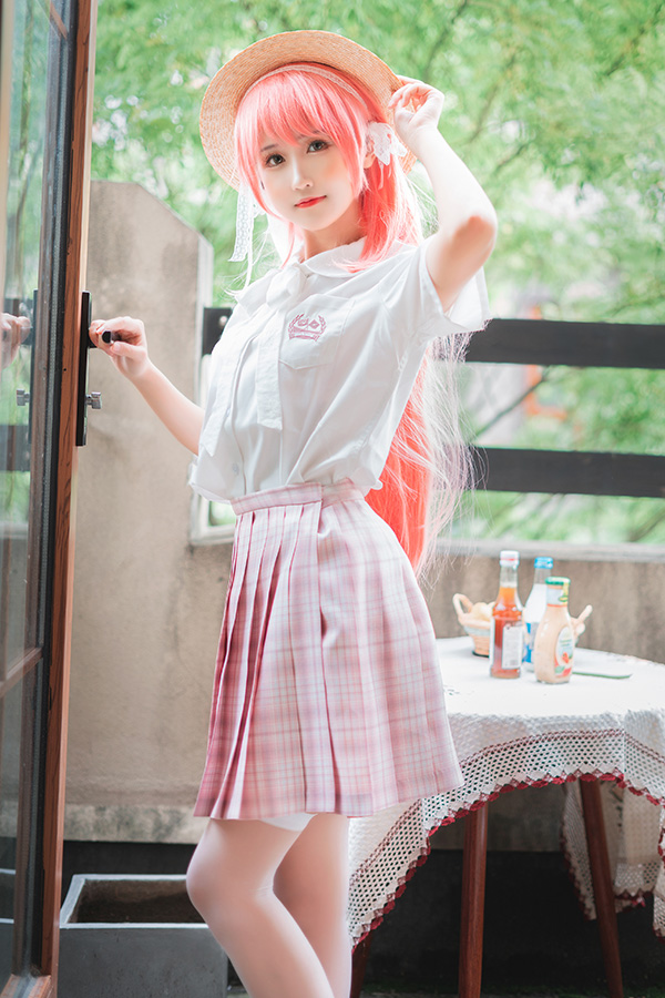 可爱清纯嫩模三度69写真套图