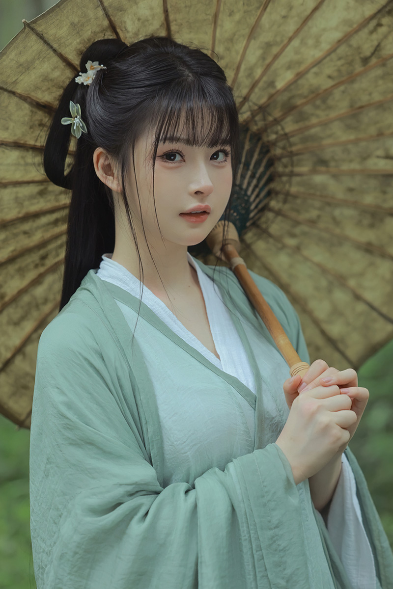 清纯美少女原理猪身材非常吸人
