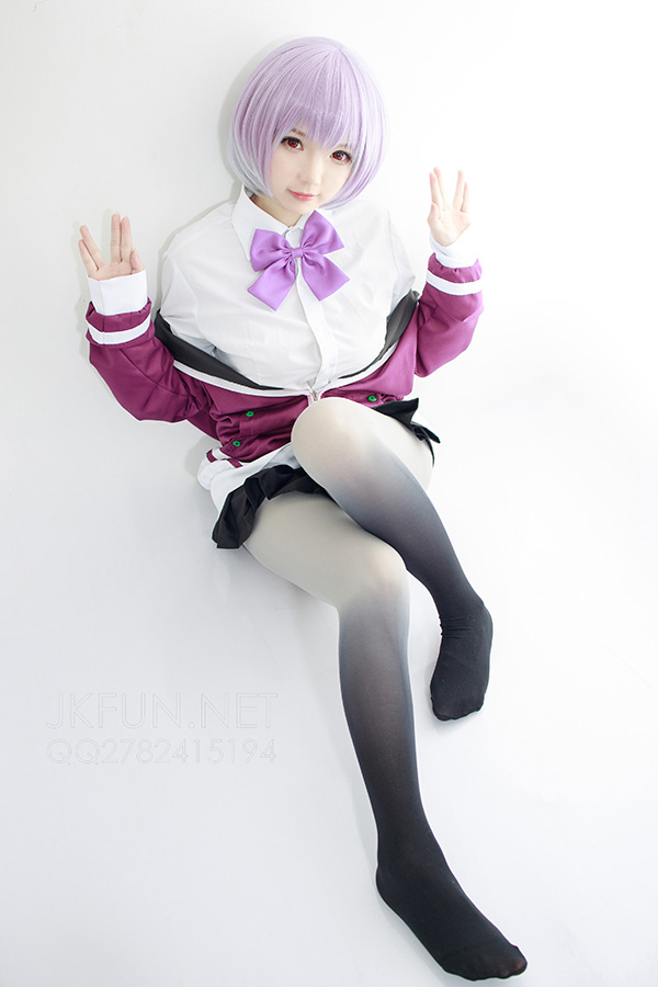 清纯妹雪晴制服着装十分的美丽动人