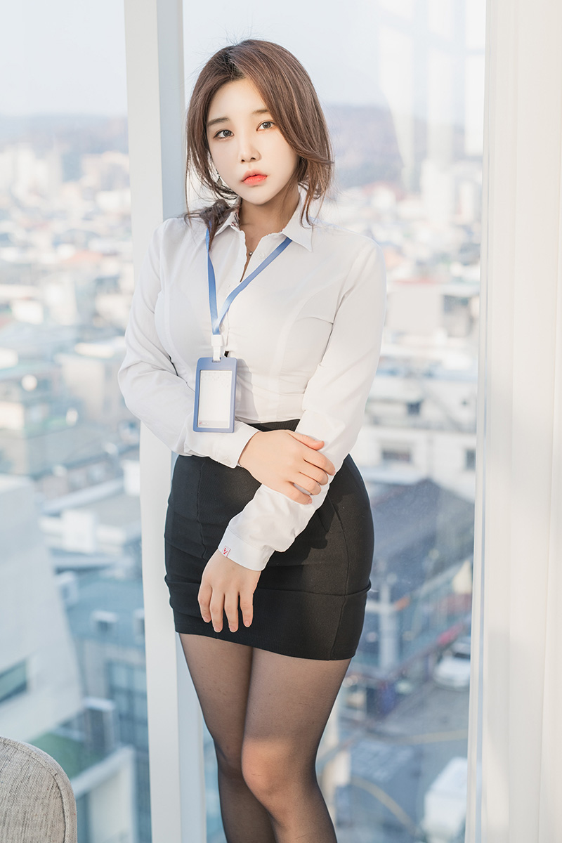 宅男女神Zzyuri好身材看着真过瘾