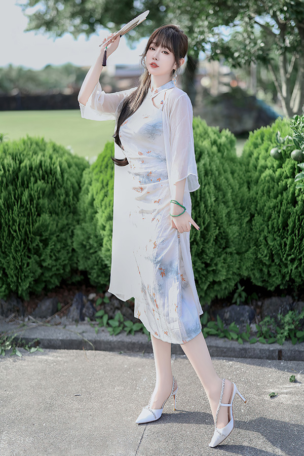 清纯模特王雨纯颜值身材都很喜欢