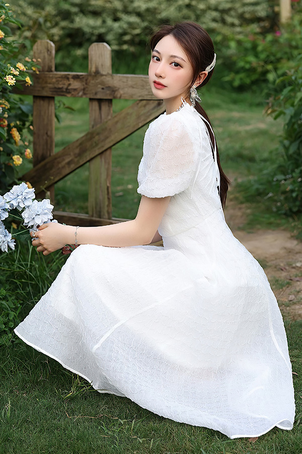 清纯模特刘奕宁颜值在线身材完美