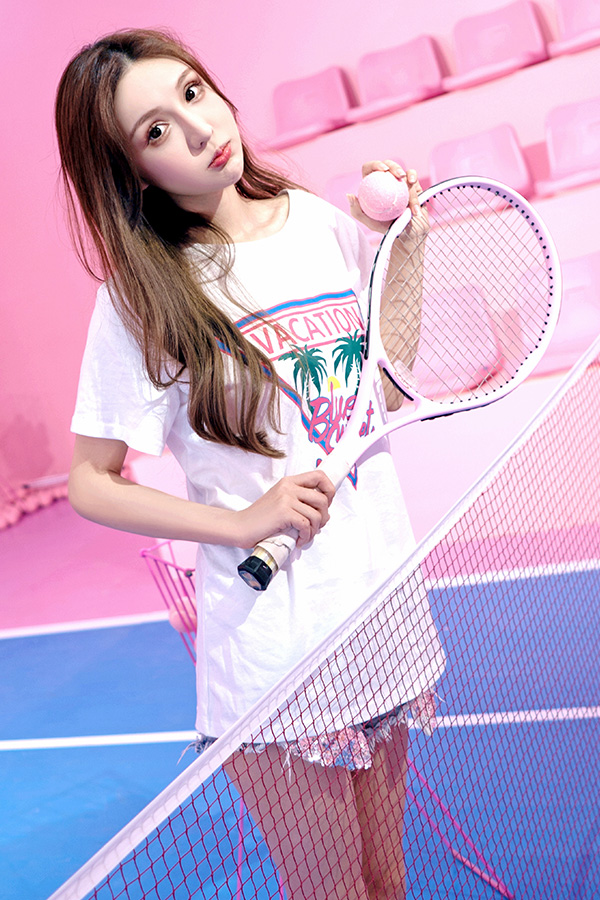 甜美模特柠柠写真美图真养眼