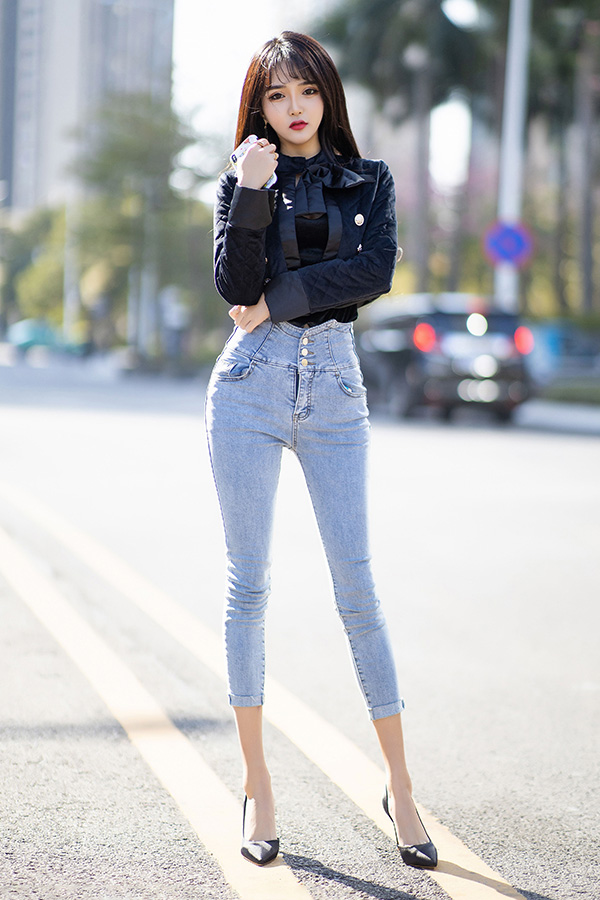 长腿嫩模Miko酱高清性感写真照片