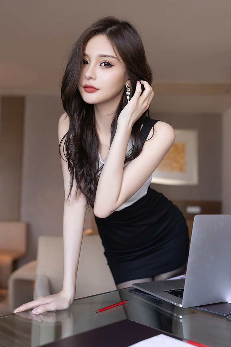 清纯妹子王心怡完美身材让人心驰神往