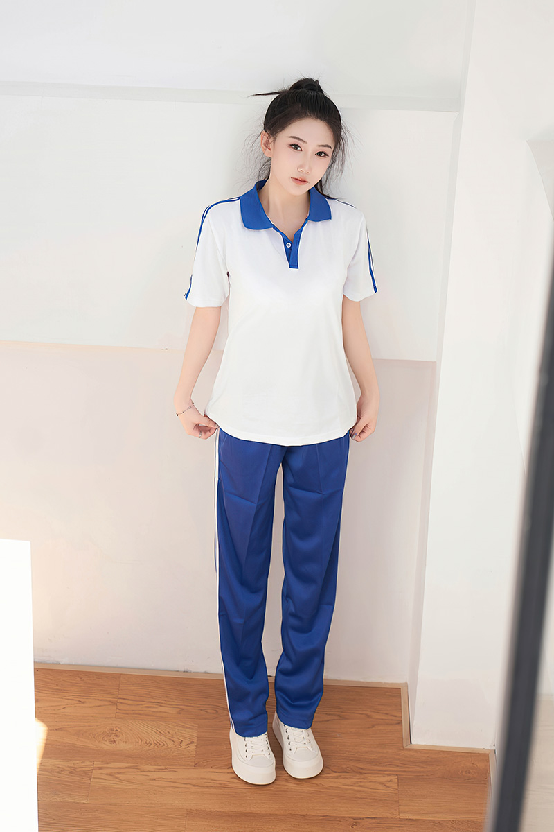 美腿模特沈青黛牛仔短裙写真美图