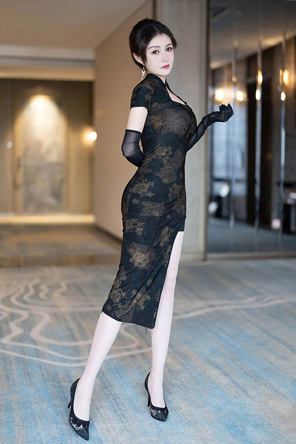 御姐唐宁宁性感的身材让人无法自拔