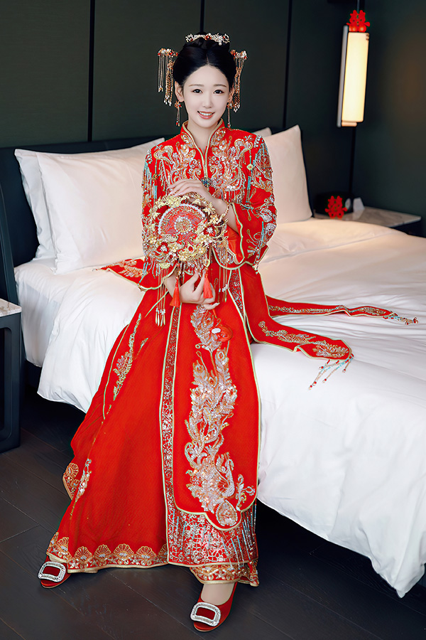 气质型小姐姐唐安琪丝袜美腿图片