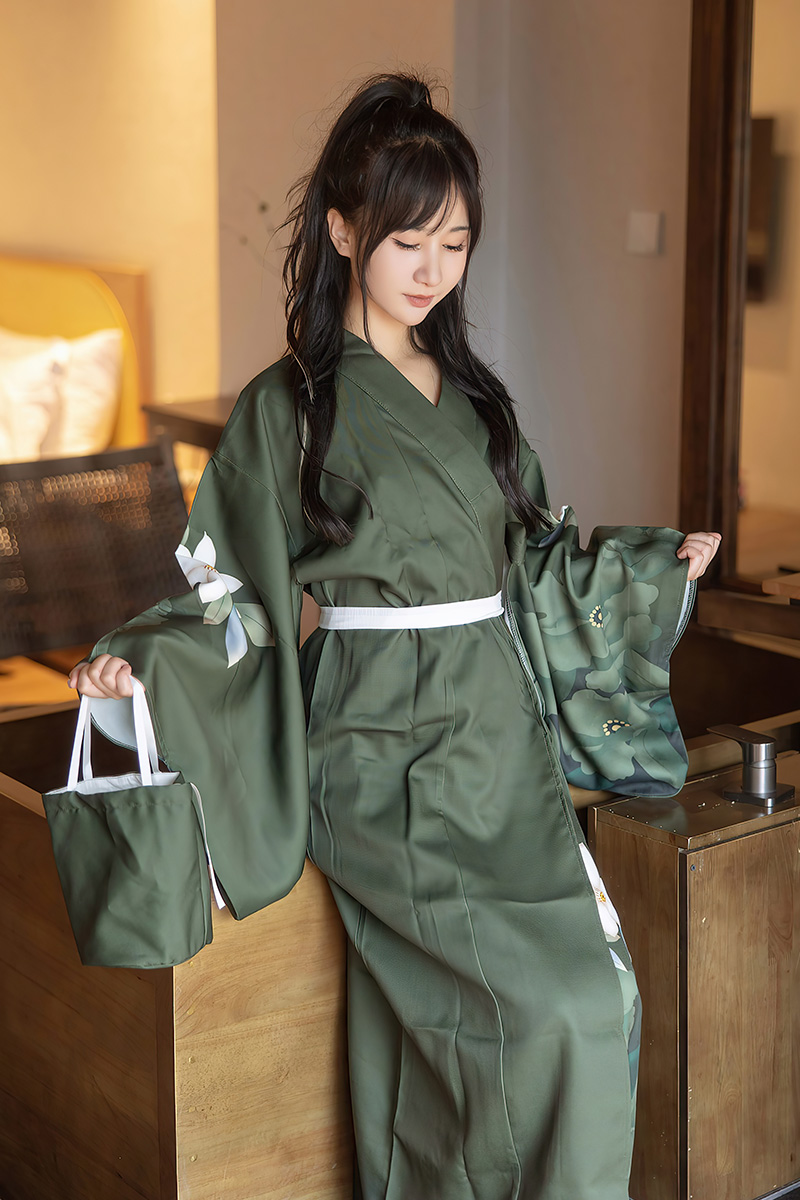 清纯小姐姐小果冻儿旅拍写真图片
