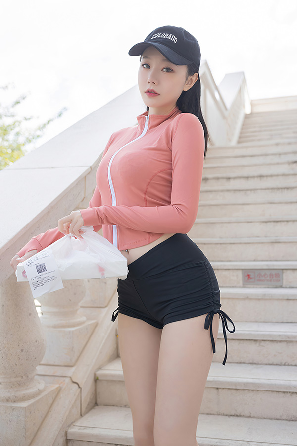 妩媚女神安然这么好看的腿别错过