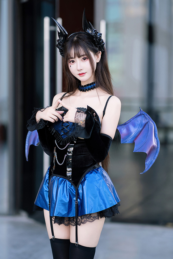 身材一级棒的小姐姐羽生三未写真图