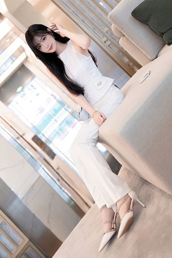 美女林星阑曼妙身姿真是美不胜收