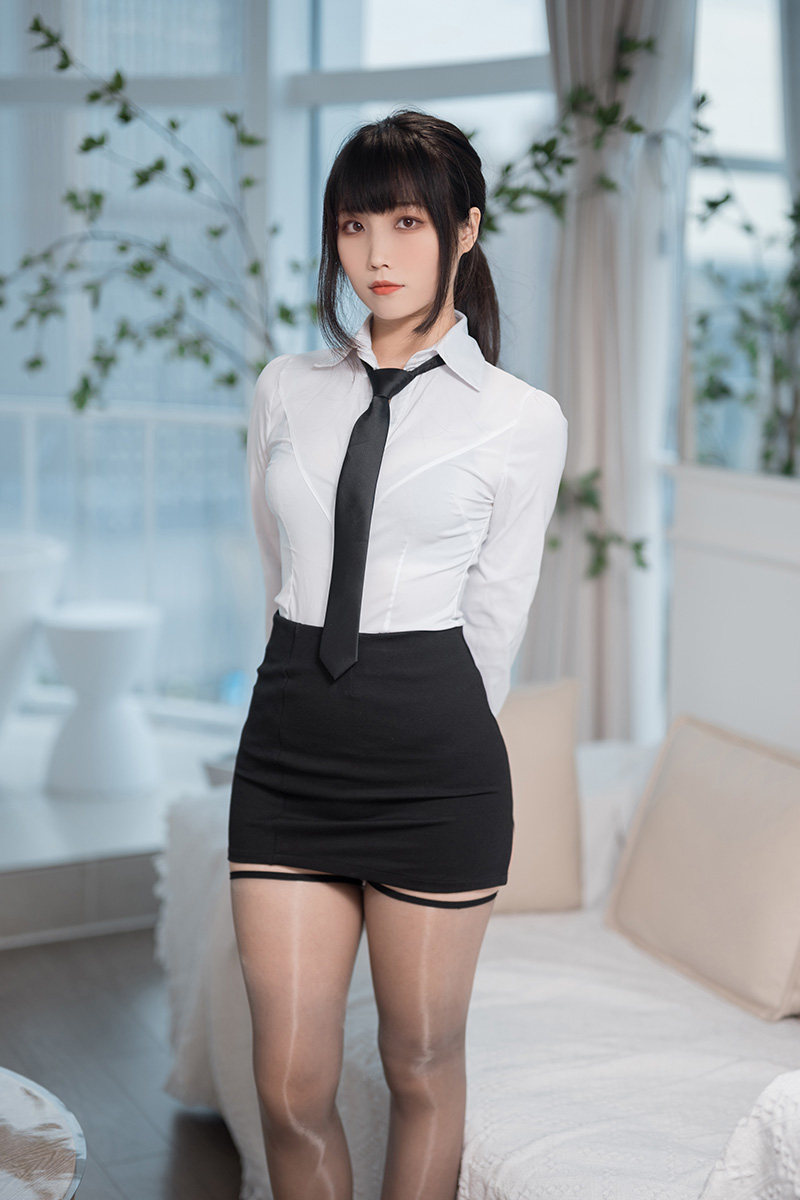 网红小姐姐汪知子私房写真很招人喜爱