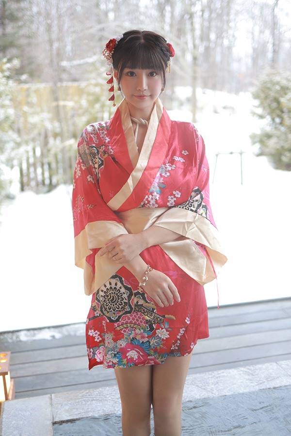 甜美妹纸朱可儿完美身材令人惊艳