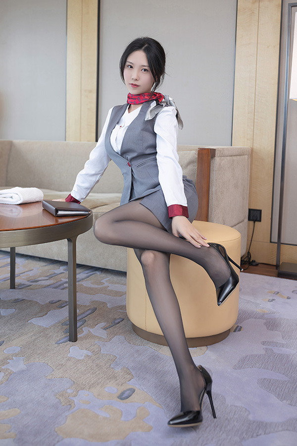 模特利世不算漂亮但是很有特色