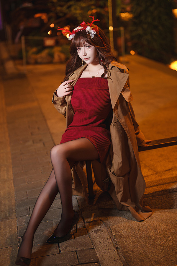 网红小姐姐抱走莫子初见给人清纯感