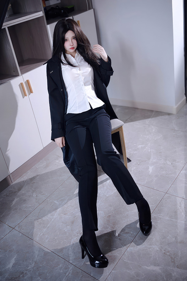 苗条小姐姐疯猫SS很可爱身材超好