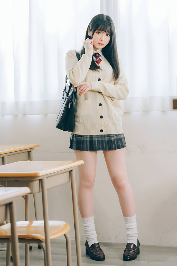 可爱妹子霜月shimo身材非常好