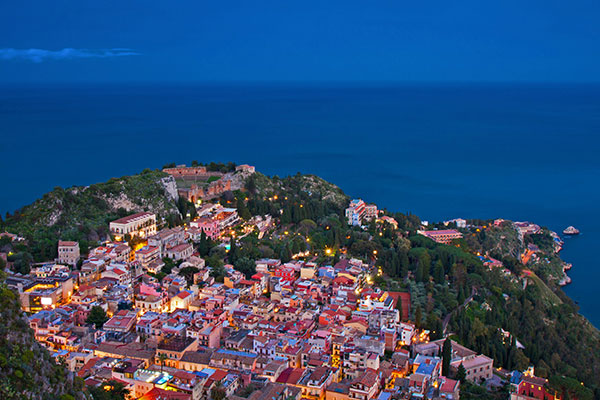 西西里岛陶尔米纳