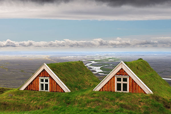 斯卡夫塔山中的传统农舍