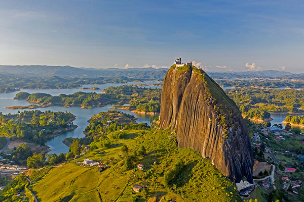 哥伦比亚瓜塔佩巨岩