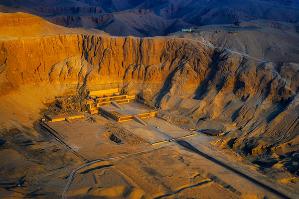 哈特谢普苏特女王神庙鸟瞰图