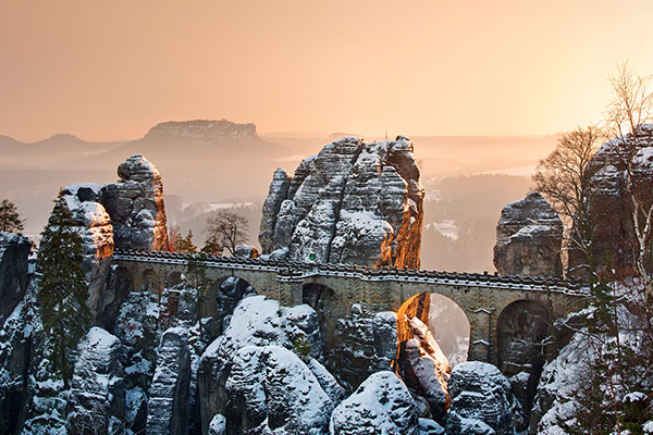 易北河上的巴斯泰桥