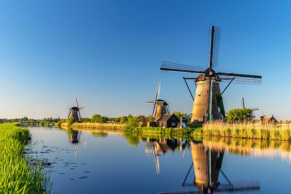 荷兰金德代克风车群