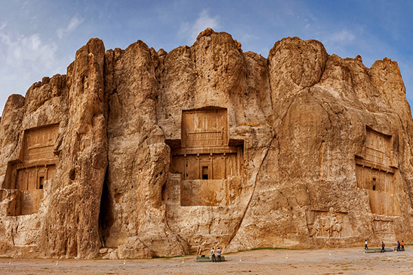 纳克什鲁斯塔姆遗址