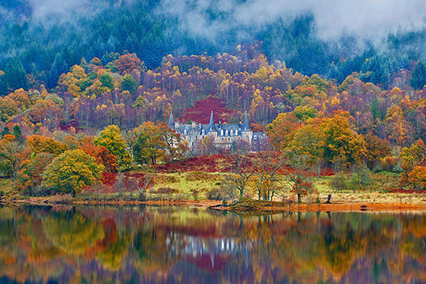 阿赫雷湖畔的泰莫特罗萨克斯城堡酒店