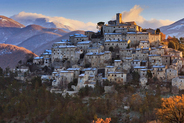 历史悠久的拉布罗小镇