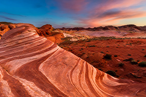 火焰谷州立公园火浪岩层
