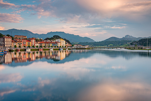 里瓦德塞利亚真是理想的世界