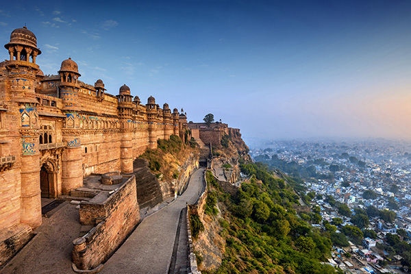 瓜廖尔堡岩石中的秘密